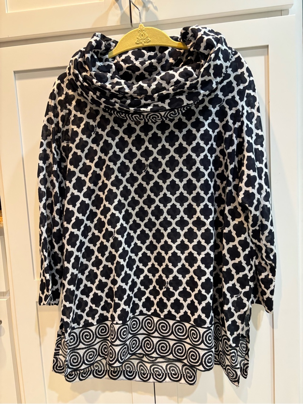 Gretchen Scott Women's Black and White Patterned Cowl Neck Top